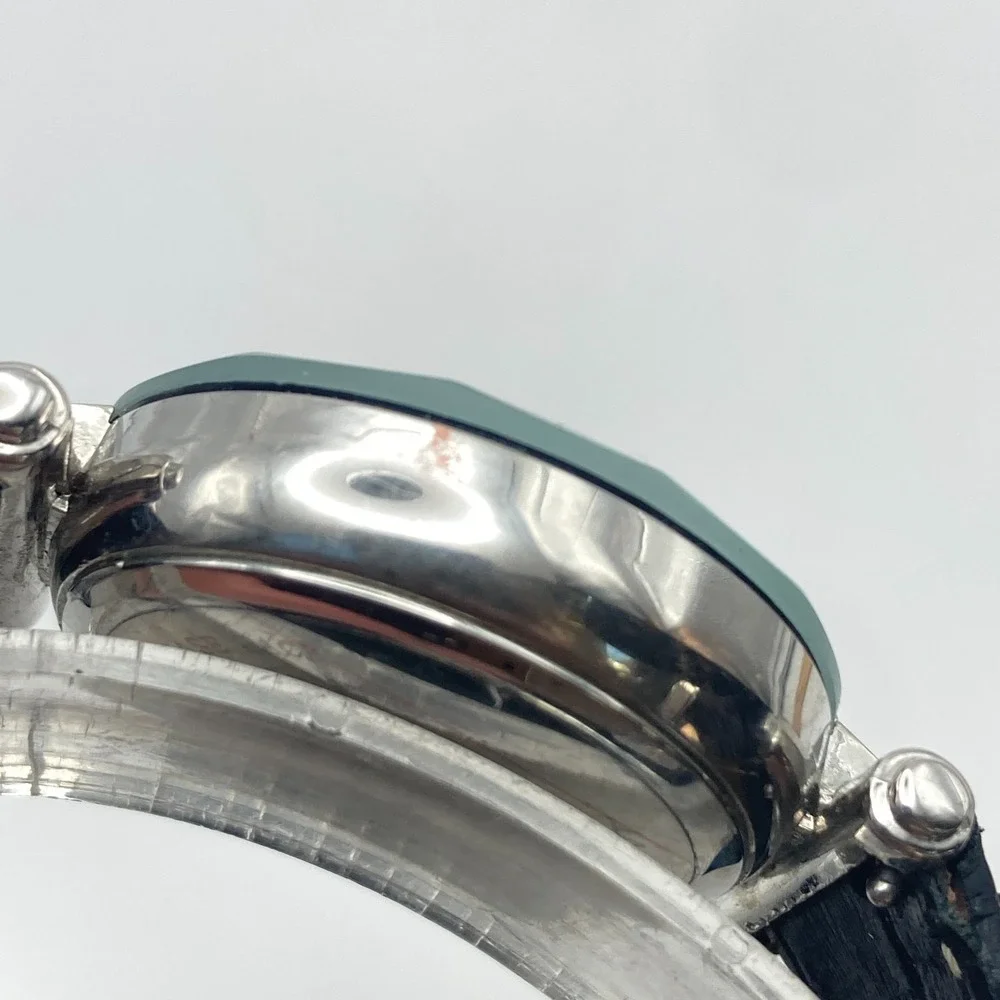Laura Ashley Women's Watch 33mm Silver Tone Faceted Crystal New Battery 8.5